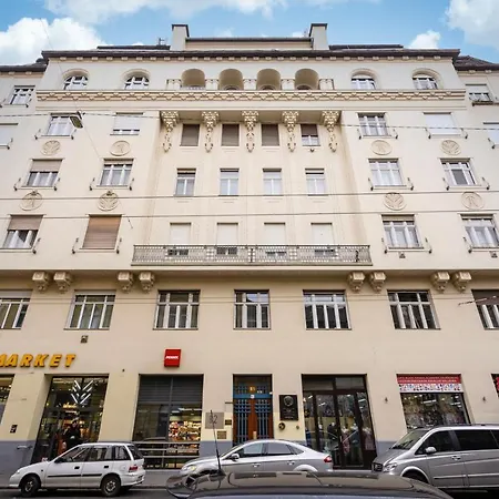 Apartment Delta Curve Budapest