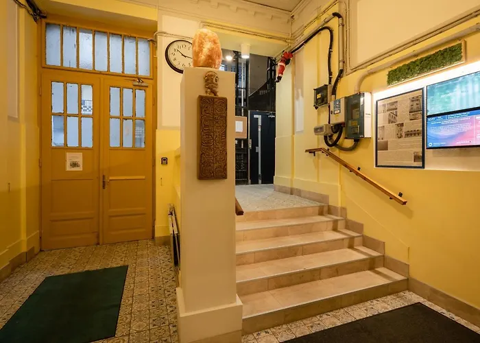 Apartament Delta Curve *